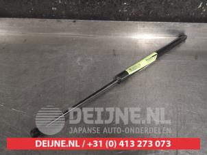 Nissan Micra Gasdemper rechts-achter O476564 foto 2