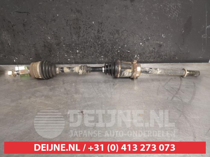 Nissan Primera Front drive shaft, right O476863