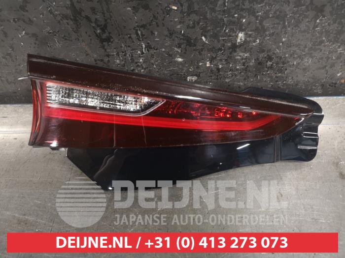 Mazda CX-30 Heckklappenreflektor links O476917
