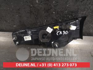 Mazda CX-30 Heckklappenreflektor links O476917 foto 2
