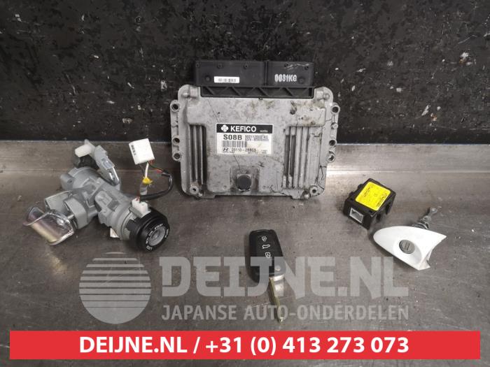 Hyundai Veloster Computer Motormanagement O476980