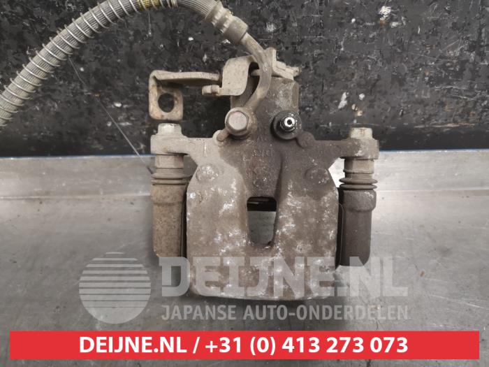 Hyundai Veloster Rear brake calliper, right O477004
