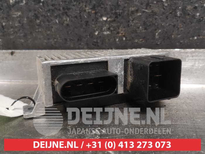 Nissan Qashqai Voorgloei Relais O477056