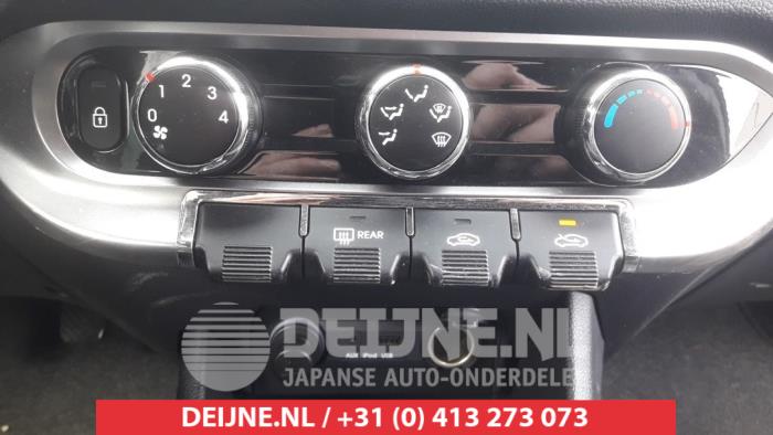 Kia Rio Heater control panel O477316