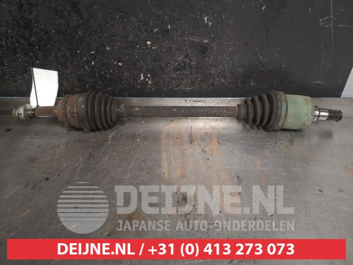 Suzuki Swift Aandrijfas links-voor O477501