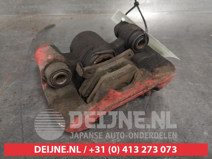 Toyota Celica Remklauw (Tang) links-achter O477554