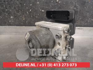 Gebruikte ABS Pomp Mazda 2 (NB/NC/ND/NE) 1.25 16V Prijs € 45,00 Margeregeling aangeboden door V.Deijne Jap.Auto-onderdelen BV