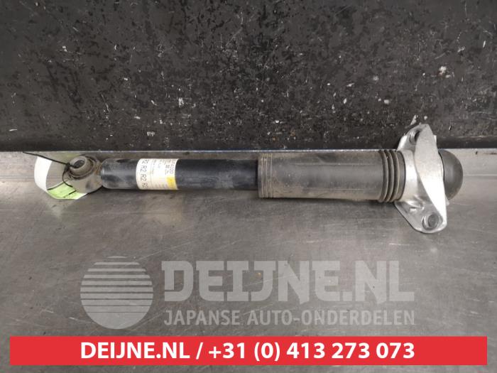 Toyota C-HR Rear shock absorber, left O477870