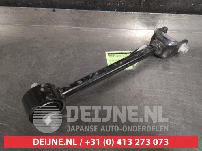 Toyota C-HR Rear wishbone, left O477884