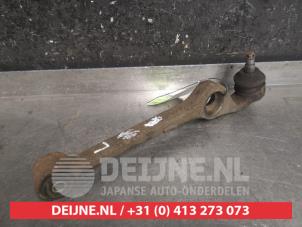 Daihatsu Young RV Querlenker unten links vorne O478084 foto 2
