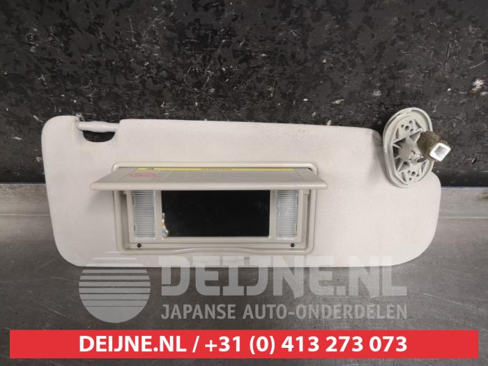 Toyota Avensis Sun visor O478876