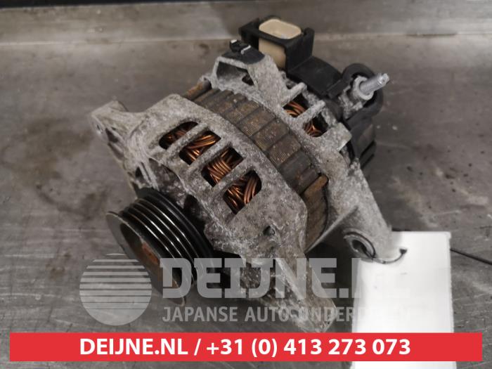 Gebruikte Dynamo Hyundai i20 1.2i 16V Prijs € 35,00 Margeregeling aangeboden door V.Deijne Jap.Auto-onderdelen BV