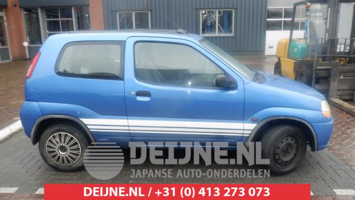 Suzuki Ignis Tür 2-türig rechts O479199