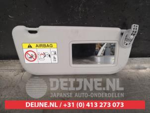 Gebruikte Zonneklep Hyundai i10 1.0 12V Prijs € 25,00 Margeregeling aangeboden door V.Deijne Jap.Auto-onderdelen BV