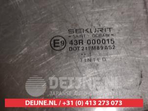 Nissan Terrano Portierruit 4Deurs links-achter O479795 foto 3