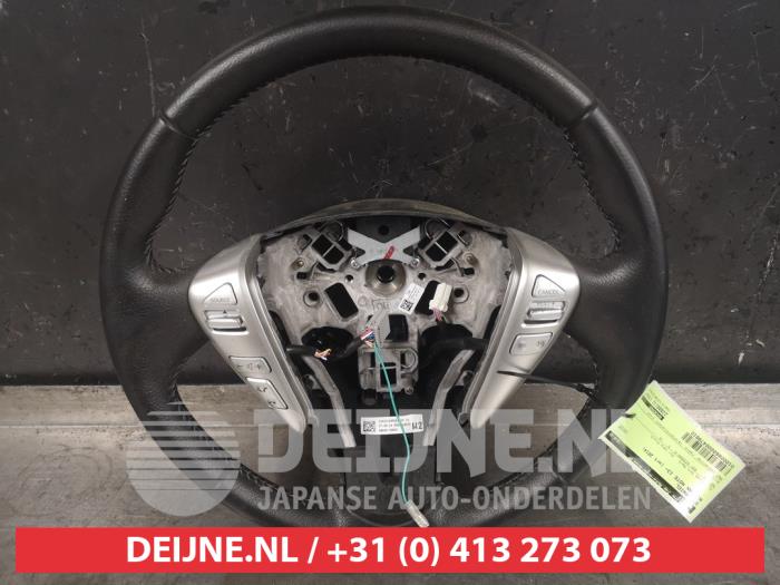 Nissan Note Lenkrad O479910