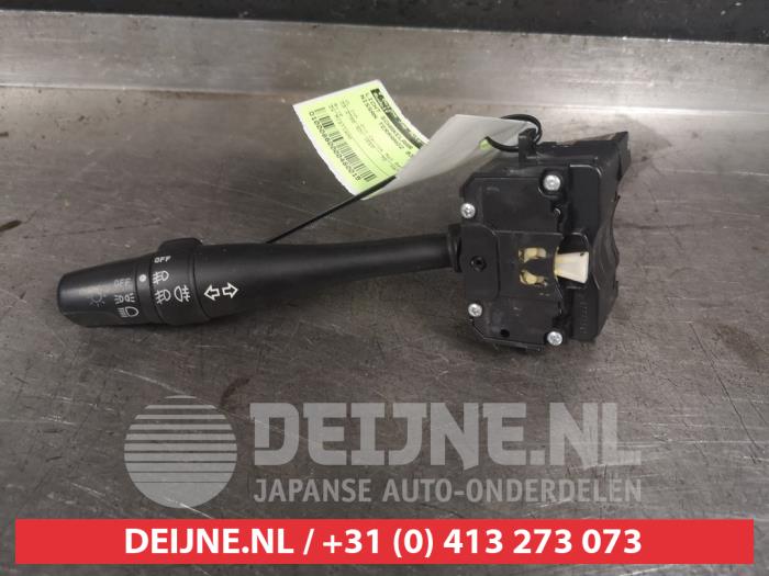 Nissan Terrano Licht Schalter O480015