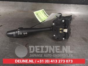 Gebruikte Licht Schakelaar Nissan Terrano II (R20/TR50) 2.7 TDi Prijs € 25,00 Margeregeling aangeboden door V.Deijne Jap.Auto-onderdelen BV