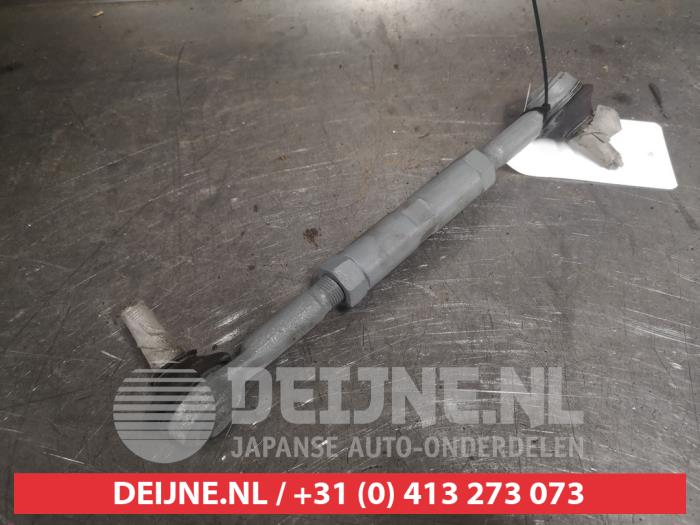Nissan Terrano Spurstange rechts O480028