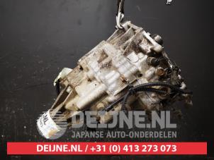 Nissan King Cab 4x4 transfer box O480078 photo 2