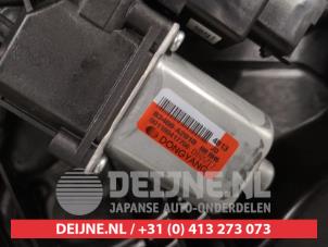 Kia Ceed Ruitmechaniek 4Deurs rechts-achter O480099 foto 3
