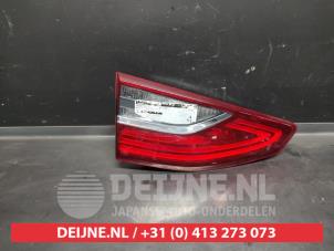 Kia Ceed Heckklappenreflektor links O480130 foto 2