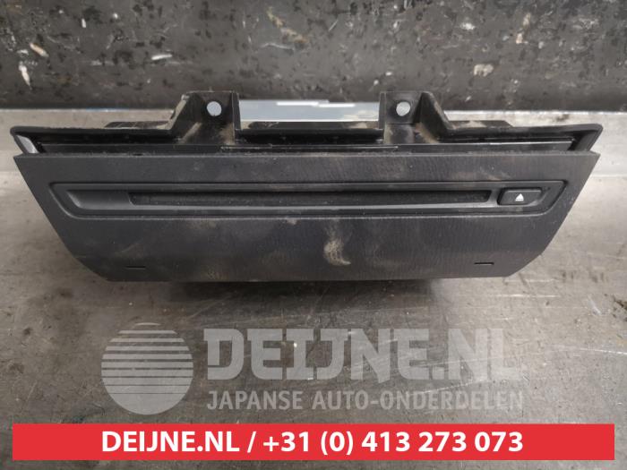 Mazda 3 CD Speler O480376