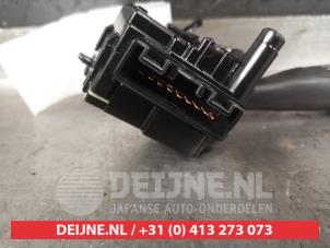 Suzuki Swift Scheibenwischer Schalter O480720 foto 2