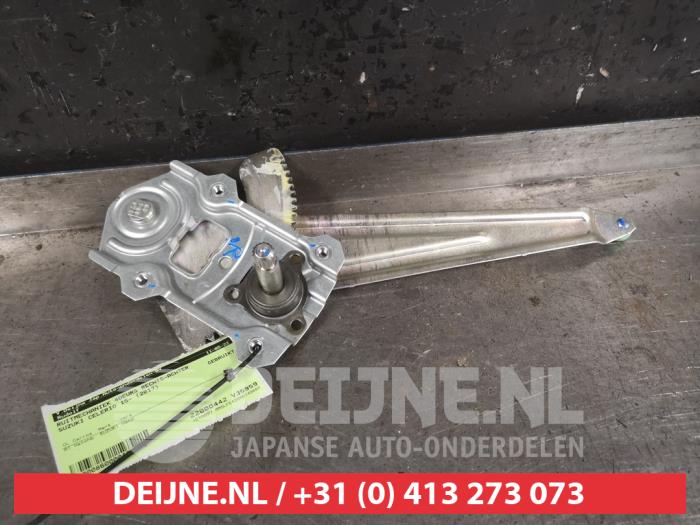 Suzuki Celerio Ruitmechaniek 4Deurs rechts-achter O480891