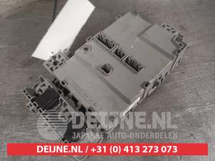 Honda Civic Zekeringkast O481032 foto 2