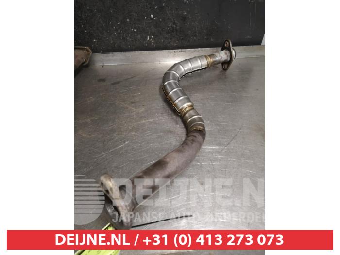 Gebruikte Uitlaat Tussenpijp Suzuki Splash 1.0 12V Prijs € 40,00 Margeregeling aangeboden door V.Deijne Jap.Auto-onderdelen BV