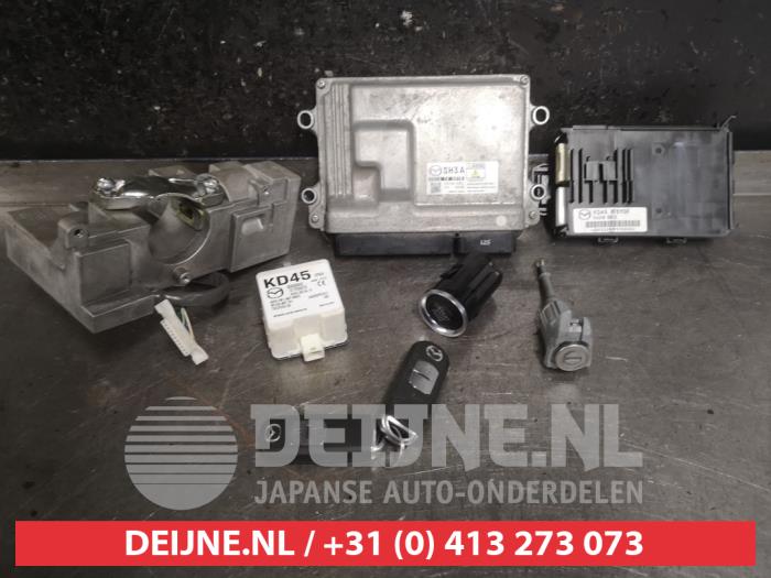 Mazda 6 Slotenset Cilinder (compleet) O481362