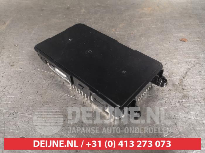 Hyundai I30 Drahtloses Ladegerät O481503