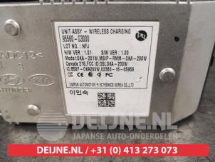 Hyundai I30 Wireless charger O481503 photo 2