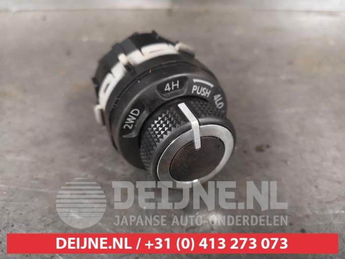 Nissan Navara Schakelaar 2WD/4WD O481513