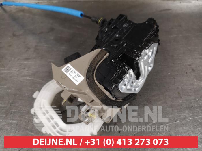 Kia Ceed Türschlossmechanik 4-türig links vorne O481716