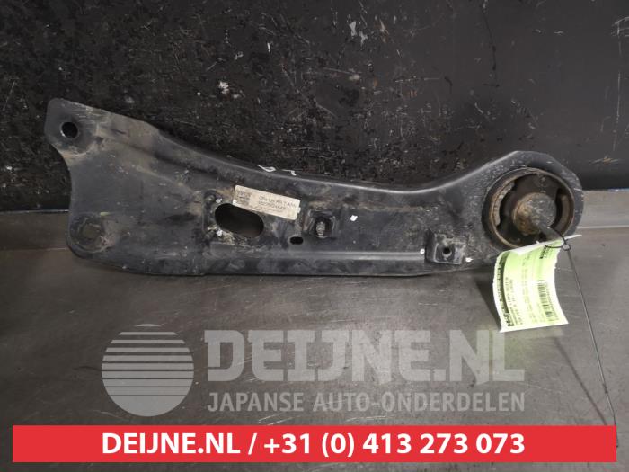 Kia Ceed Querlenker links hinten O481753
