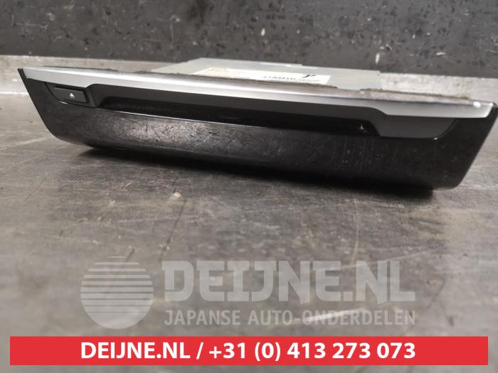Mazda 6 CD Speler O481981