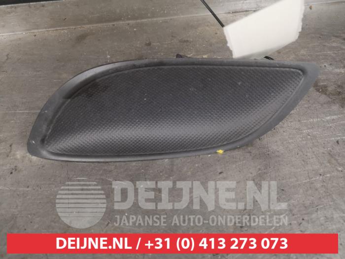Toyota Yaris Bumper Rooster O482023