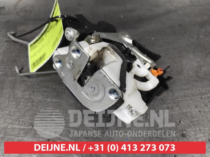 Mitsubishi Outlander Deurslot Mechaniek 4Deurs rechts-voor O482142