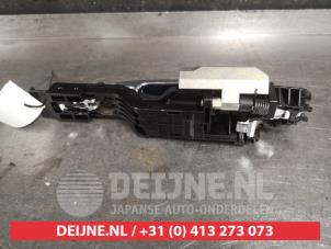 Nissan Leaf Rear door handle 4-door, right O482294 photo 3