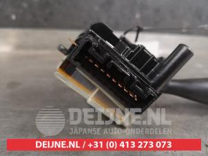 Toyota Yaris Wiper switch O482370 photo 3