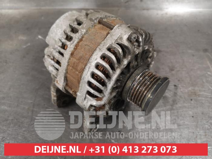Gebruikte Dynamo Nissan Juke (F15) 1.6 DIG-T 16V 4x4 Prijs € 150,00 Margeregeling aangeboden door V.Deijne Jap.Auto-onderdelen BV