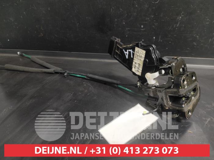 Kia Magentis Deurslot Mechaniek 4Deurs links-achter O482822