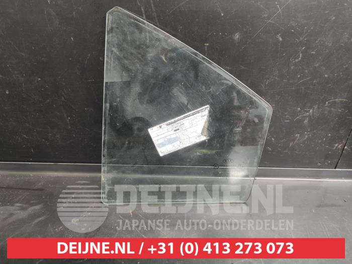 Kia Magentis Driehoeks Ruit links-achter O482824