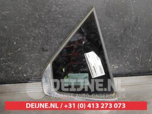 Nissan Pulsar Extra window 4-door, right O483108 photo 2