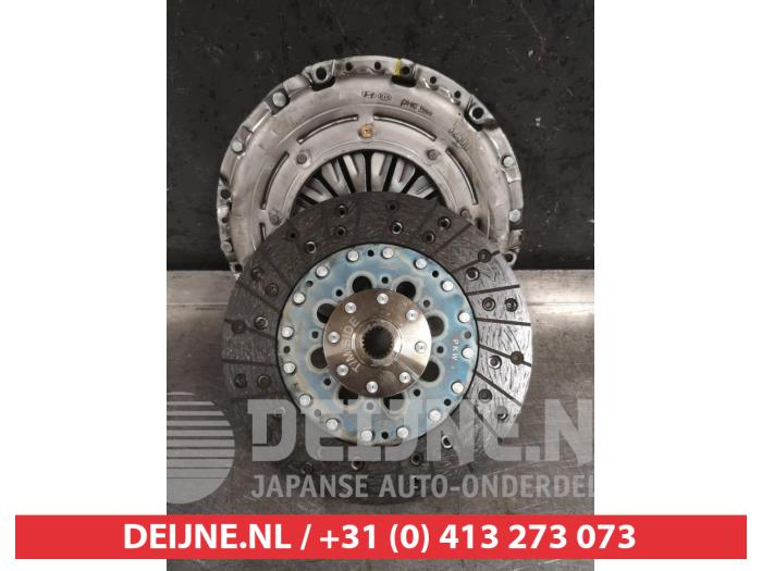 Gebruikte Koppelingsset (compleet) Kia Pro cee'd (JDB3) 1.6 GT 16V Prijs € 50,00 Margeregeling aangeboden door V.Deijne Jap.Auto-onderdelen BV