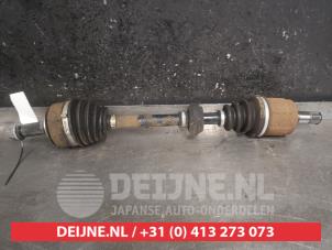 Gebruikte Homokineetas links-voor Honda FR-V (BE) 2.0 16V Prijs € 75,00 Margeregeling aangeboden door V.Deijne Jap.Auto-onderdelen BV