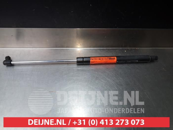 Hyundai Trajet Gasdemper links-achter O293663