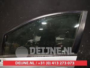 Honda Stream Portier 4Deurs links-voor O484168 foto 2